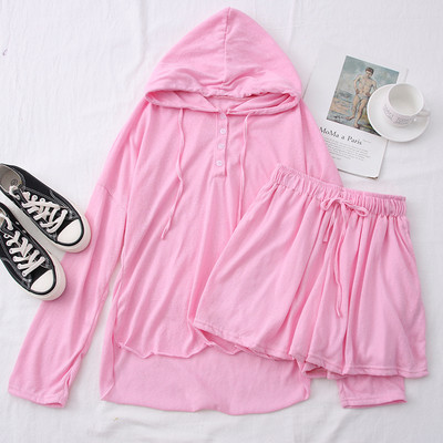 Proljetni komplet trenirke s kapuljačom i kratke hlače