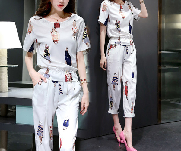 Ženski ljetni komplet - bluza i hlače s printom u boji