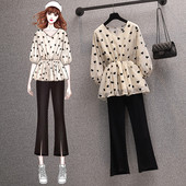 Ženski komplet košulja sa srcima i hlače sa prorezima