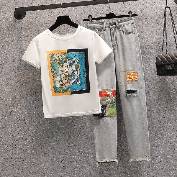 Ležeran ženski set majice s aplikacijom i dugih traperica