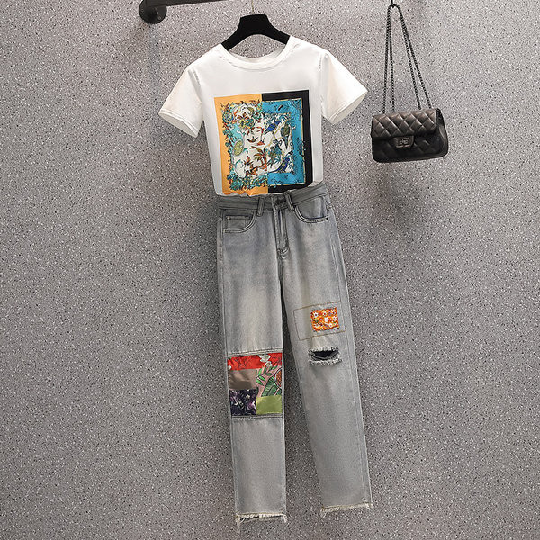 Ležeran ženski set majice s aplikacijom i dugih traperica