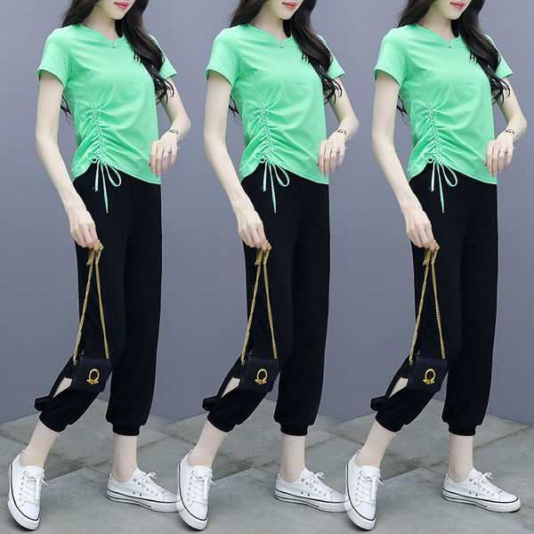 Novi model ljetnog kompleta - majica kratkih rukava i sportske hlače