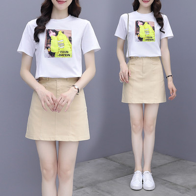 Sieviešu ikdienas komplekts ar aplikāciju un īsām piedurknēm