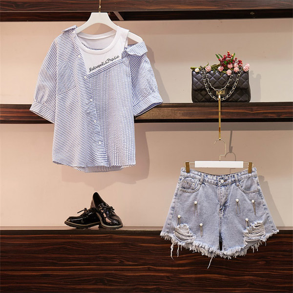 Ženski ljetni komplet prugaste košulje i traperica s perlama