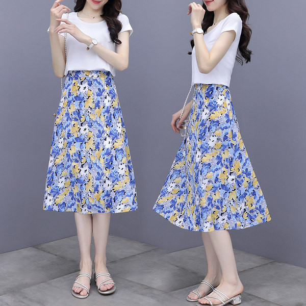 Sieviešu moderns divdaļīgs komplekts ar ziedu rakstu