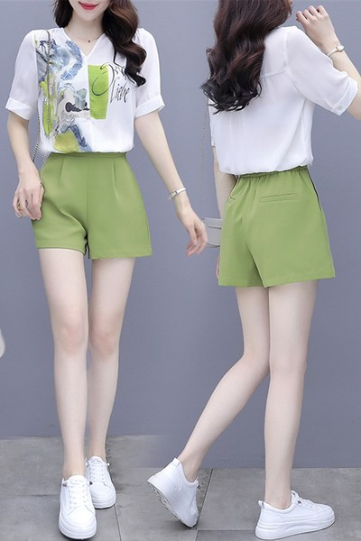 Jauna modeļa vasaras komplekts - blūze un šorti