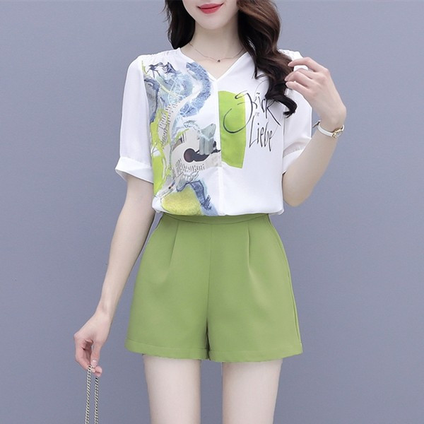 Jauna modeļa vasaras komplekts - blūze un šorti