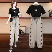 Dnevni ženski set sa izvezenim srcima