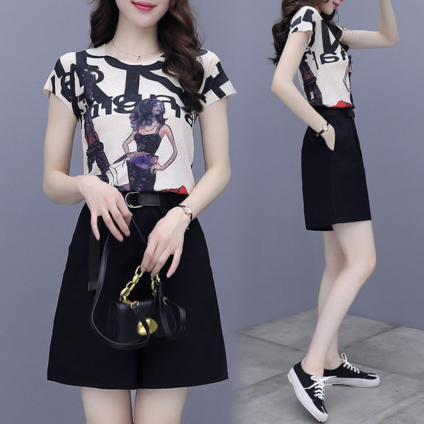 Ljetni set - majica s printom i kratke hlače