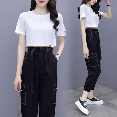 Ženski moderan komplet s remenom i džepovima