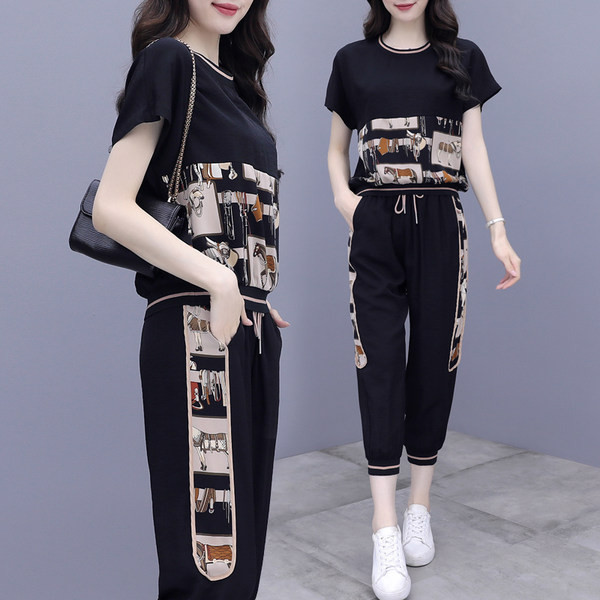 Sportski dnevni set za žene u bijeloj i crnoj boji