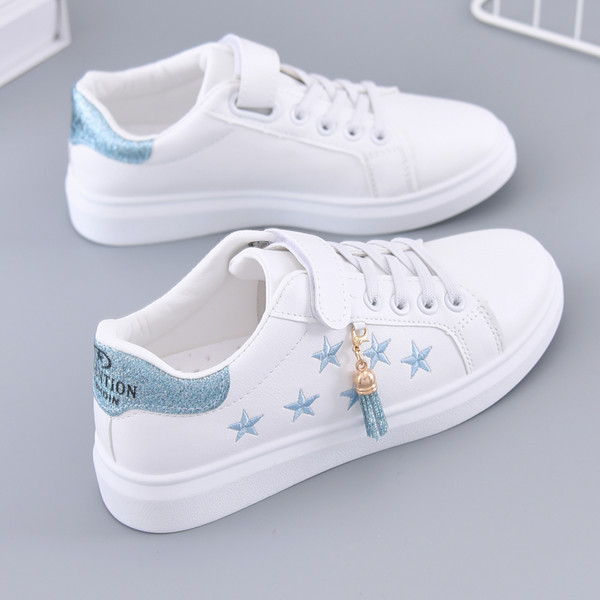 Dov model dječjih tenisica za djevojčice s vezom i resicama