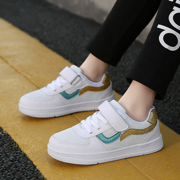 Moderne dječje tenisice na čičak - nekoliko modela