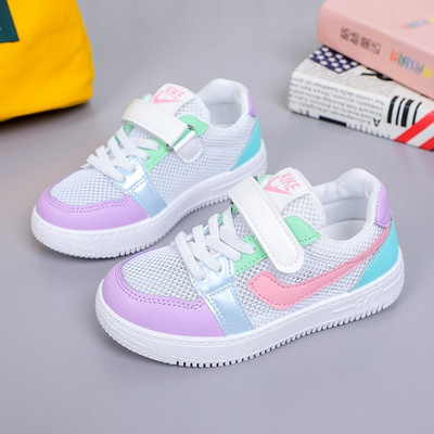 Dječje tenisice od eko kože s vezom i sjajnim efektom