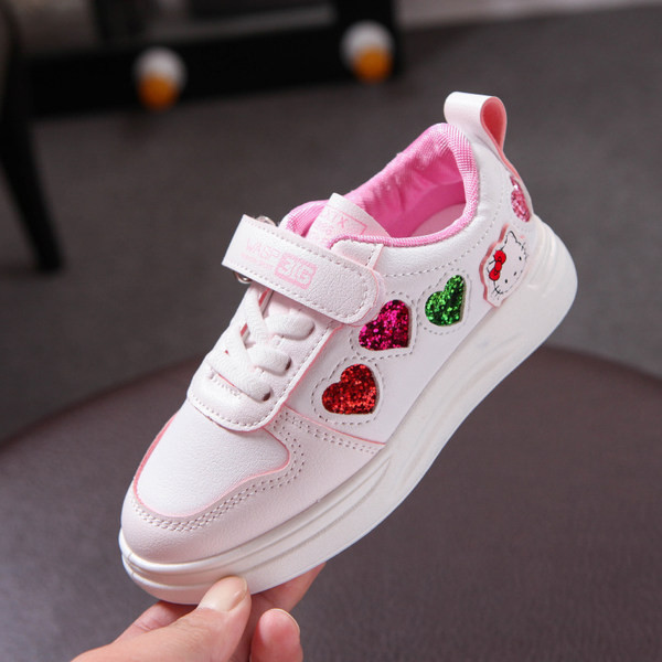 Dječje tenisice od eko kože s vezom i sjajnim efektom