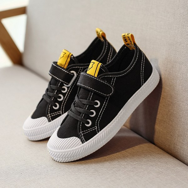 Tekstilne dječje tenisice s naljepnicama - dva modela