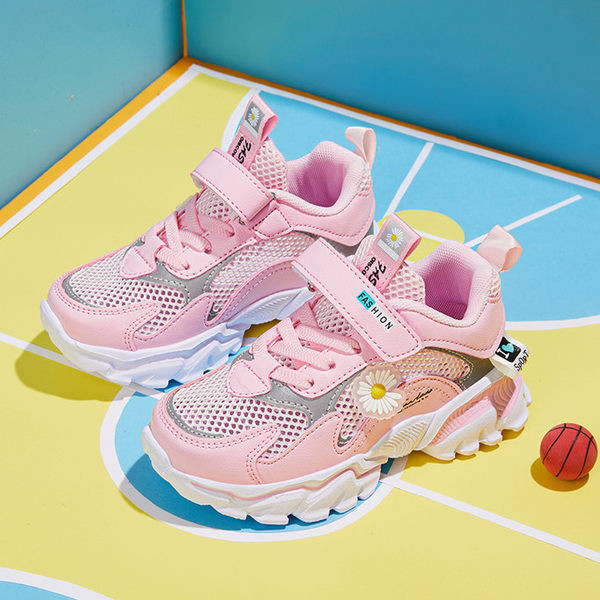 Bērnu kedas ar uzlīmi un izšuvumiem - vairāki modeļi