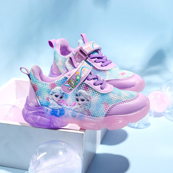 Bērnu kedas ar uzlīmi un izšuvumiem - vairāki modeļi