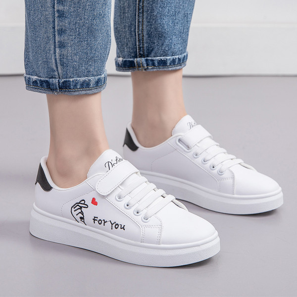 Novi model aktualnih dječijih patika za djevojčice sa vezom i natpisom