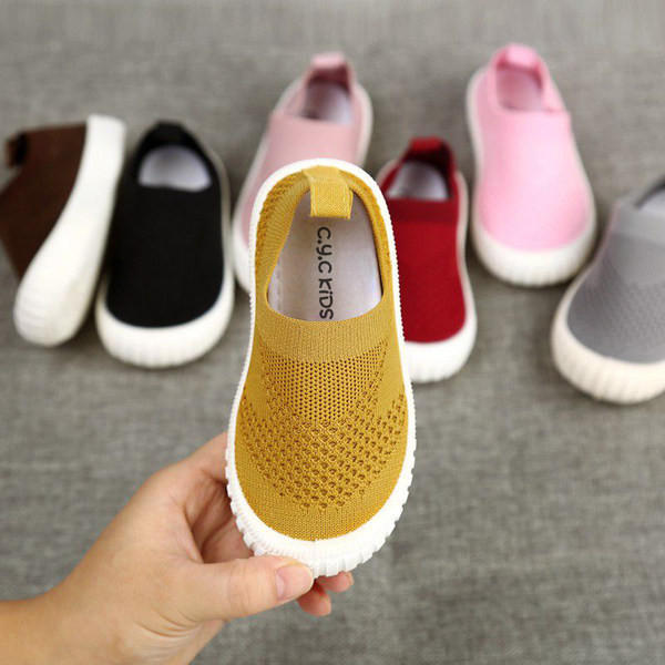 Dječje casual cipele s ravnim potplatom u različitim bojama