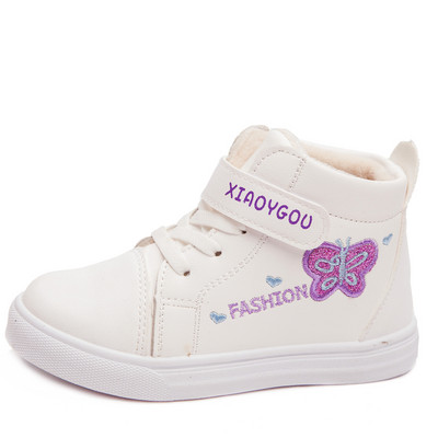 Jauns bērnu kedu modelis no eko ādas ar izšūtu tauriņu