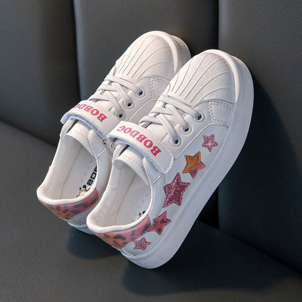 Bērnu kedas ar uzlīmi un saitēm baltā krāsā