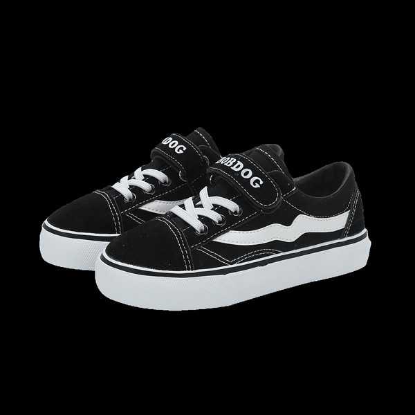 Dječje tenisice s vezicama u crnoj boji