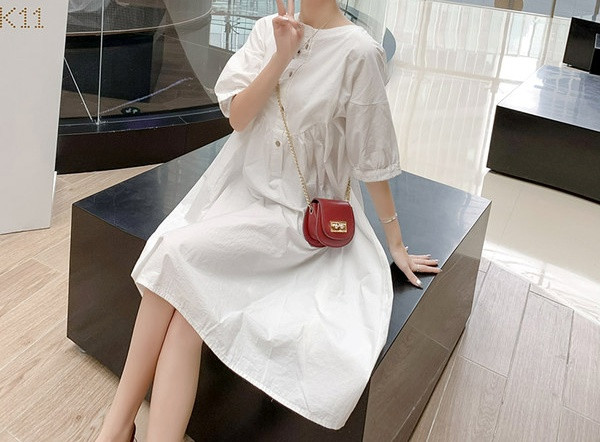 Ženska ležerna haljina s gumbima i ovalnim izrezom za trudnice