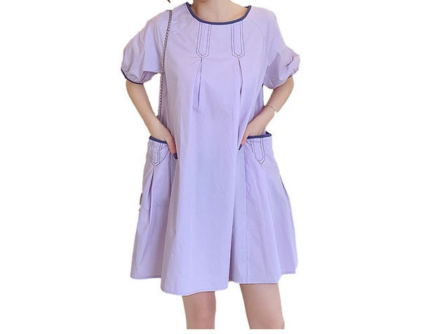 Sieviešu stilīga īsa kleita ar kabatām grūtniecēm