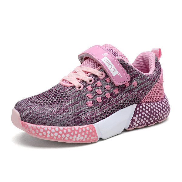 Dječje tenisice sa naljepnicom i vezicama u tri boje