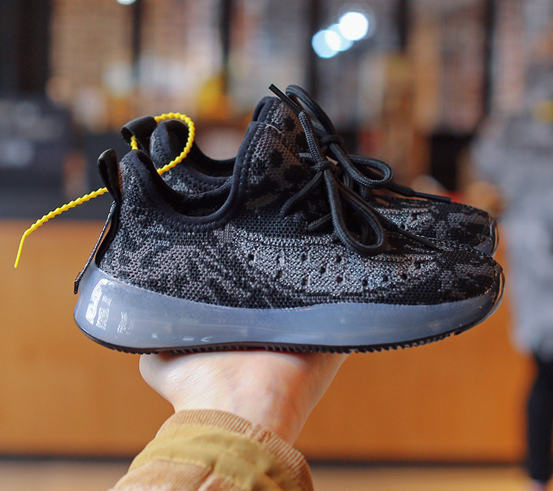 Dječje tenisice od tekstila sa vezicama