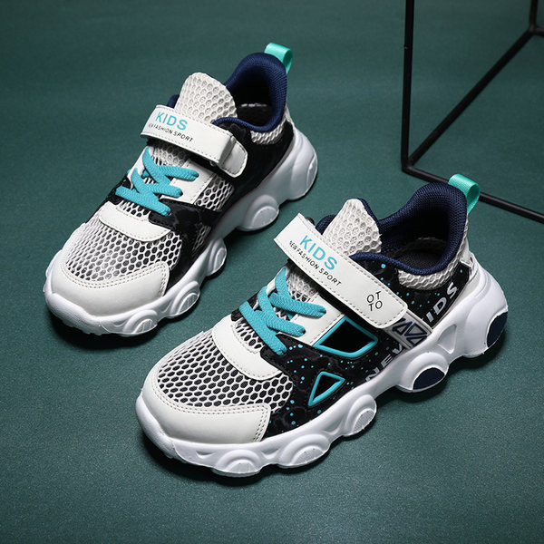 Dječje tenisice s vezicama i grubim đonom za djevojčice