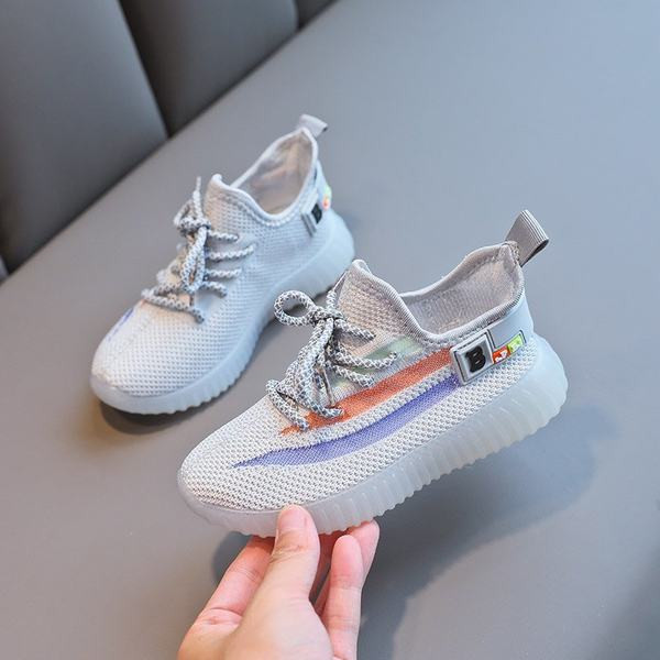 Dječje tenisice od prozračne mrežaste tkanine s vezicama