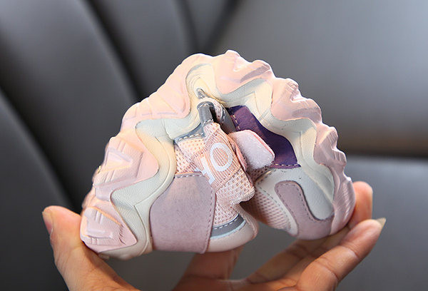 Dječje tenisice na čičak i grubi potplat