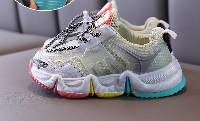 Bērnu kedas ar sietu un saitēm meitenēm