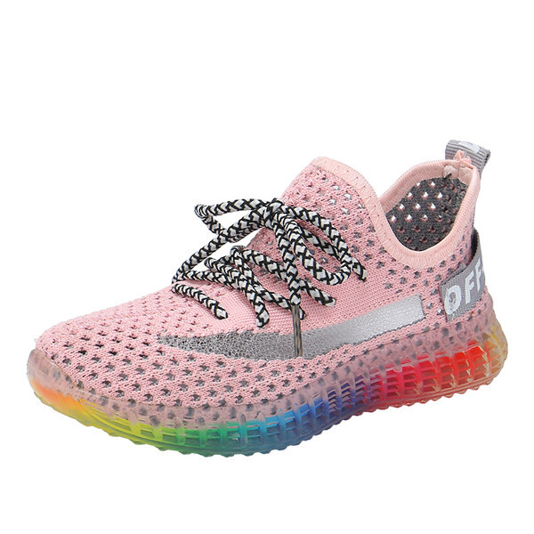 Krāsainas bērnu kedas no tekstila ar mežģīnēm