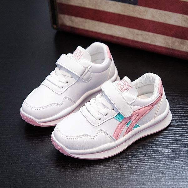 Pavasara ādas kedas bērniem ar saitēm un uzlīmēm