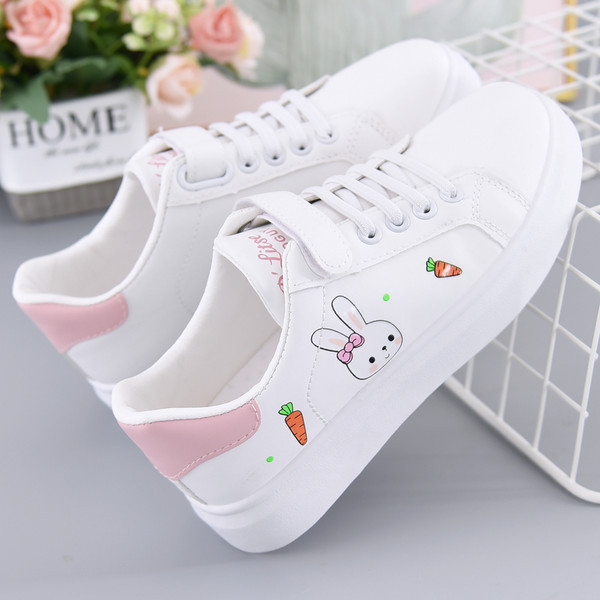 Pavasara bērnu kedas meitenēm no eko ādas ar saitēm un uzlīmi