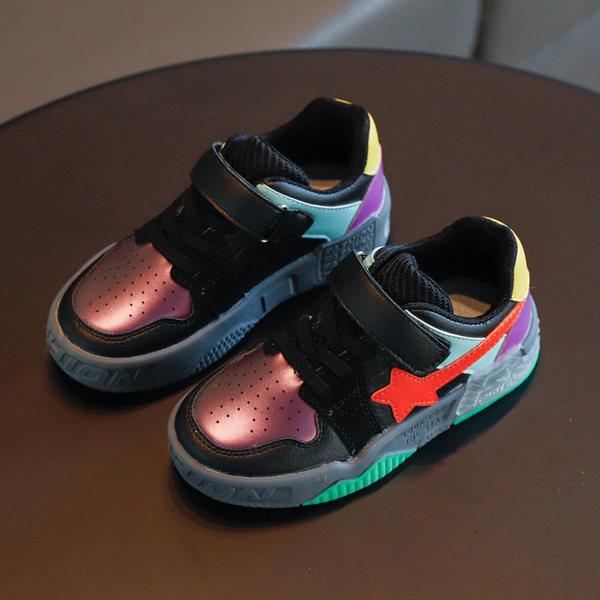 Bērnu kedas ar mežģīnēm un uzlīmi trīs krāsās