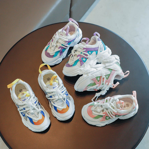 Novi model proljetnih dječjih tenisica s grubim đonom