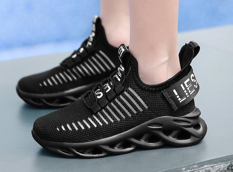 Novi model dječjih tenisica za djevojčice od tkanine s elastičnim vezicama