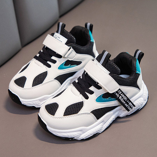 Dječje tenisice s naljepnicama i vezicama - prozračne