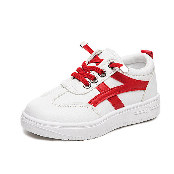 Novi model proljetnih kožnih tenisica sa vezicama