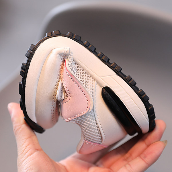 Dječje casual tenisice s naljepnicama i vezicama - dvije boje