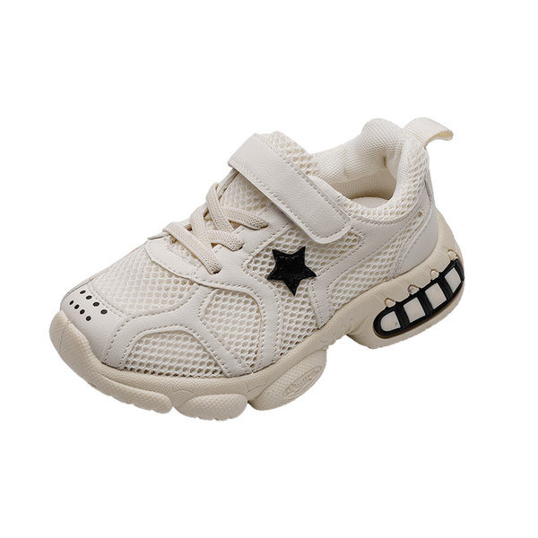 Ležerne dječje tenisice s naljepnicama u bijeloj boji