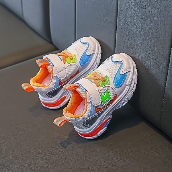 Bērnu kedas ar krāsu rakstu un uzlīmēm divās krāsās