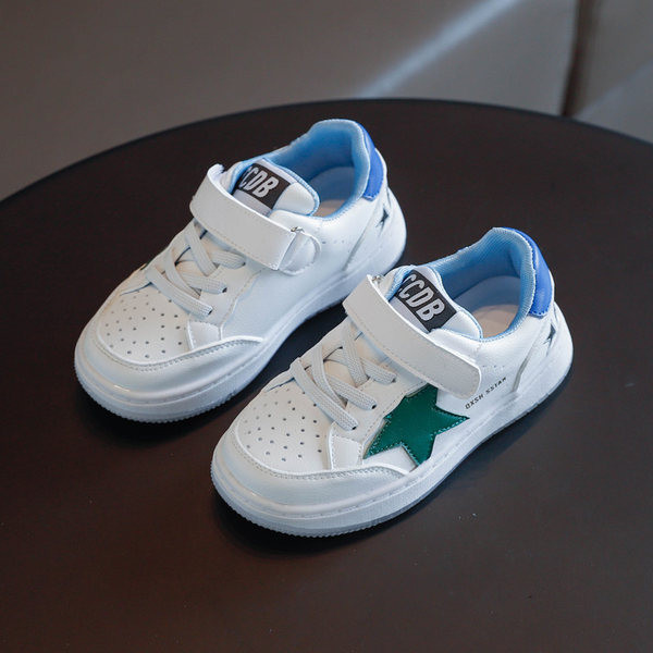 Dječje kožne tenisice sa grbom zvijezde i naljepnicom