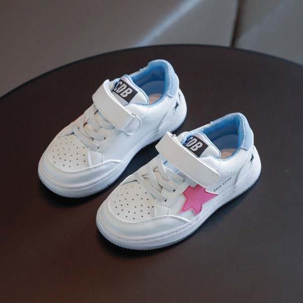 Dječje kožne tenisice sa grbom zvijezde i naljepnicom