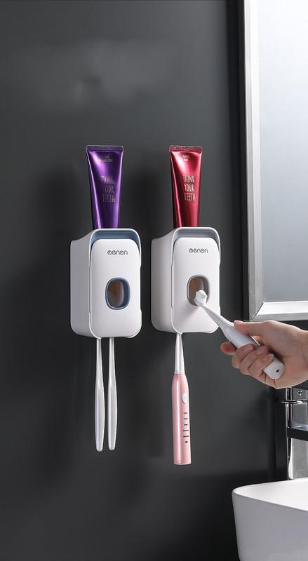 Dantų pastos dozatorius su dantų šepetėlio laikikliu