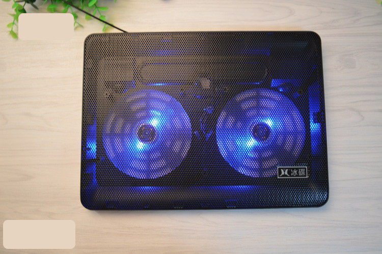 Plonas dvigubas ventiliatorius nešiojamam ir kompiuteriui vėsinti